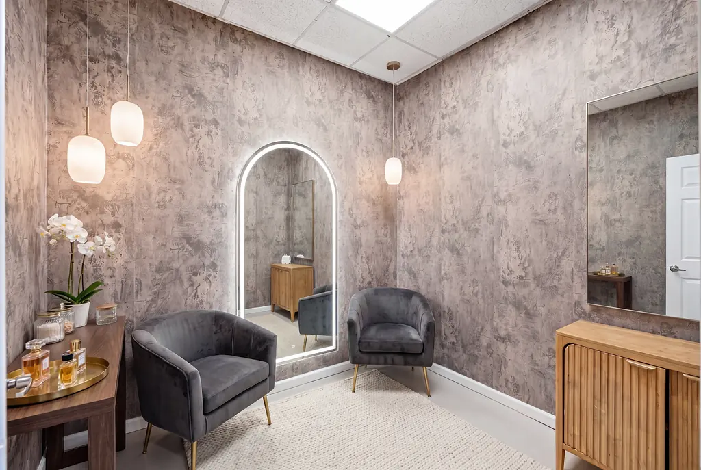 Dressing room lounge area